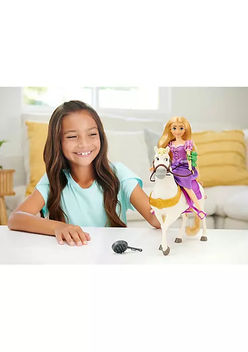 Disney Princess Rapunzel Doll with Maximus Horse, Pascal Figure, Brush and Riding Accessories 3 Disney Princess Rapunzel Doll with Maximus Horse, Pascal Figure, Brush and Riding Accessories - Image 3